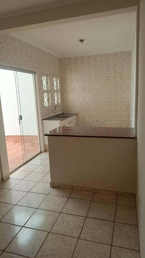 Casa - Casa em Vila Tibério, Ribeirão Preto - à venda - Locca Imóveis
