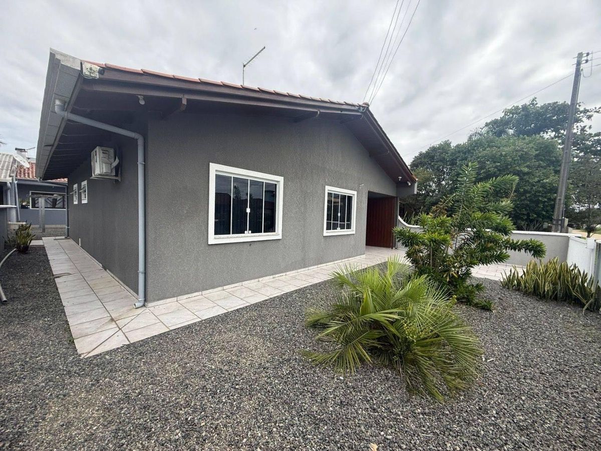 Casa com 5 dormitórios à venda, 140 m² por R$ 820.000,00 - Itapema do Sai - Itapoá/SC - Casa em Itapema do Saí, Itapoá - à venda - Nossa Praia Imóveis