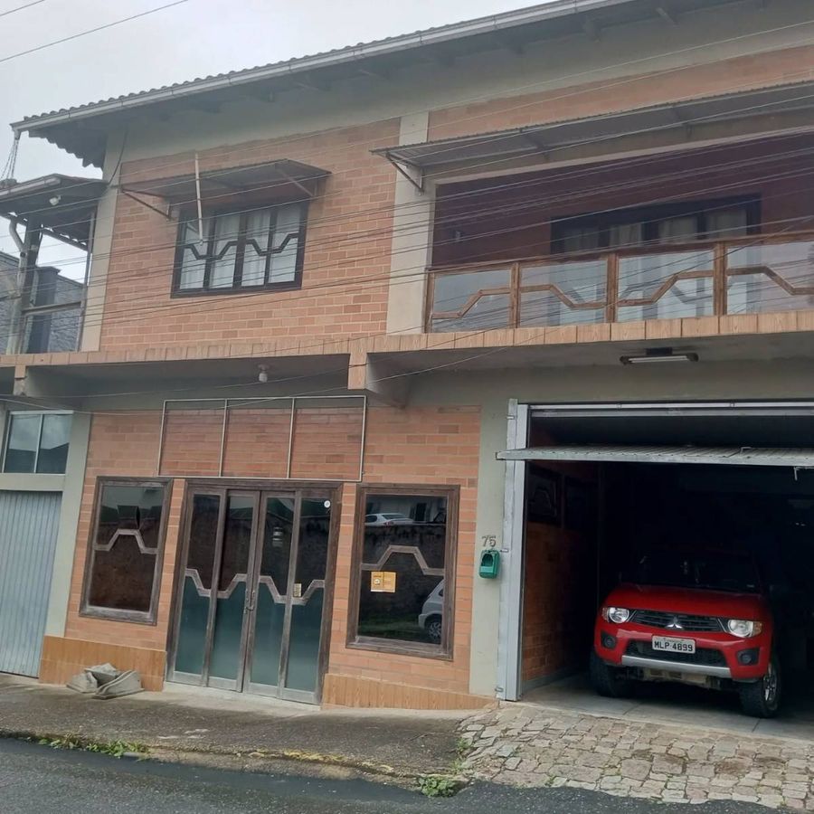 (Prédio) Apartamento de cima com salas comerciais - Residencial e Comercial em Centro, Guaramirim - à venda - SONHO D`LAR IMOVEIS LTDA