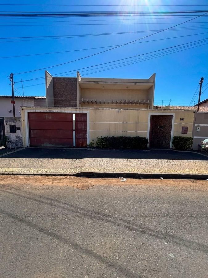 CASA À VENDA SETOR INTANHANGÁ 1 - Casa em Itanhangá 1, Caldas Novas - à venda - Brasília Imóveis Ltda
