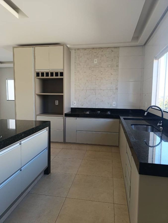 Apartamento com 3 quartos, Setor Central - Rio Verde - Apartamento em Setor Central, Rio Verde - para locação - IMOBILIARIA REI EMPREENDIMENTOS S/S LTDA