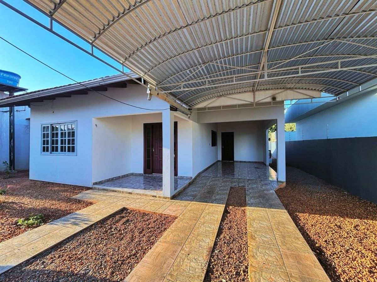 Casa com 3 quartos, Bela Vista - Sorriso