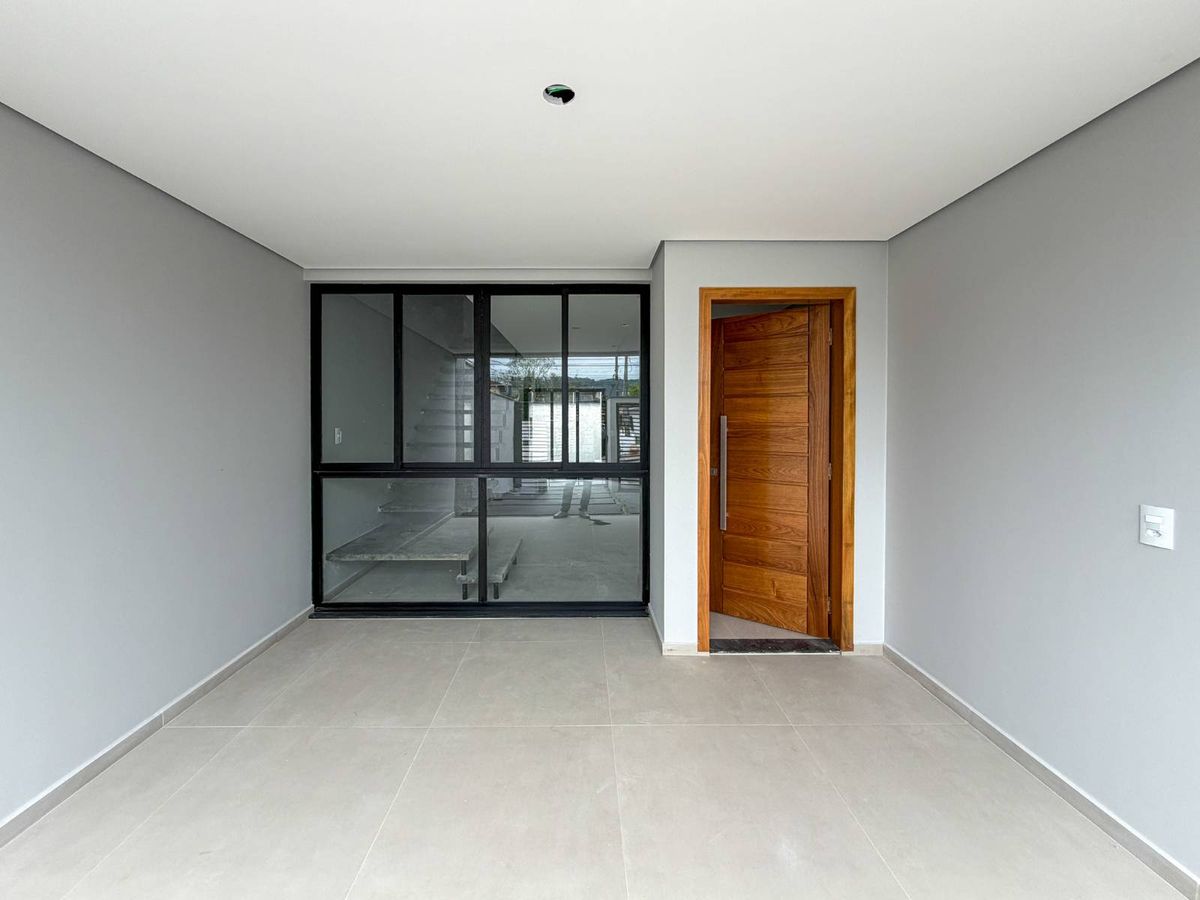 Sobrado Geminado, 3 quartos, 1 suíte à vendano Iririu - Joinville SC - Sobrado Geminado em Iririú, Joinville - à venda - IMOBILIARIA BORBA