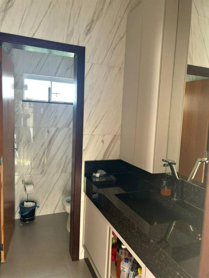 Casa com 3 quartos, 3 suítes