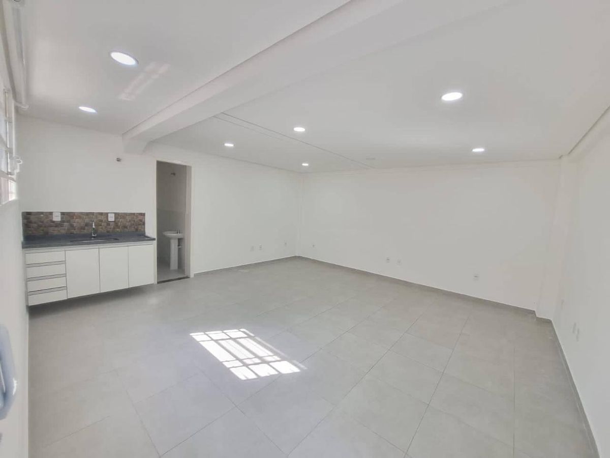 Moderno minimalista.