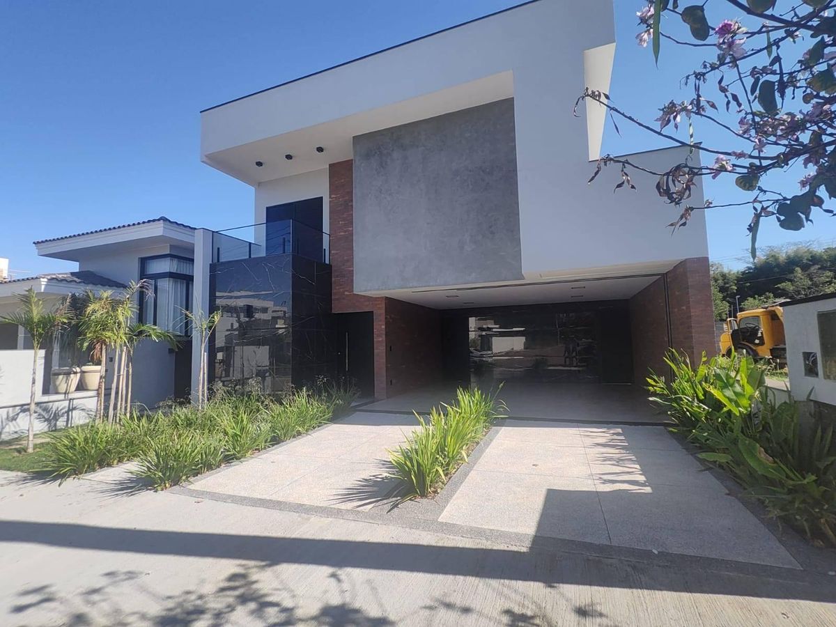 Casa a venda, Macaubeiras - São João da Boa Vista