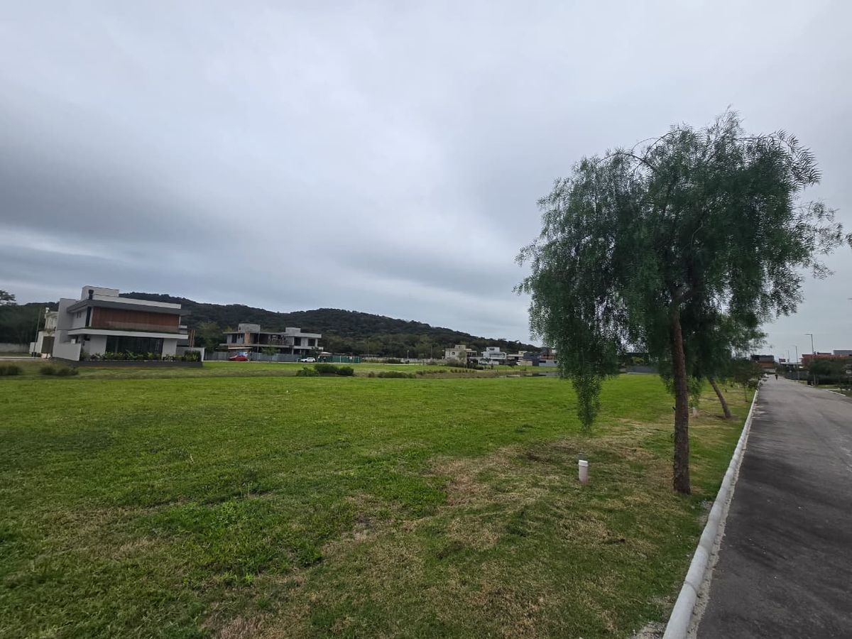 Terreno a venda no Condominio Reserva da Pedra, Pedra Branca , Palhoca