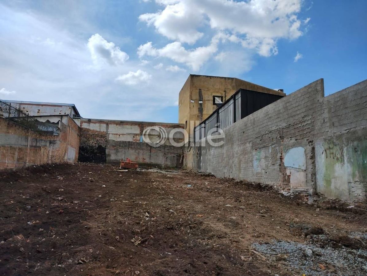 Venda TERRENO CURITIBA PR Brasil - Lote/Terreno em Lindóia, Curitiba - à venda - Allié Empreendimentos Imobiliários LTDA