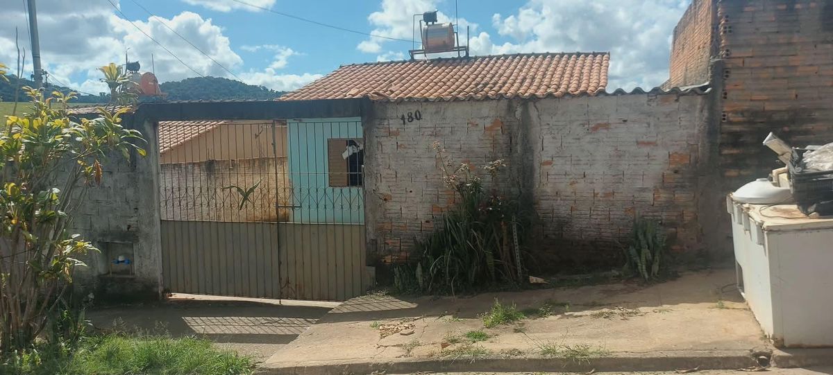 fachada de cimento e tijolos