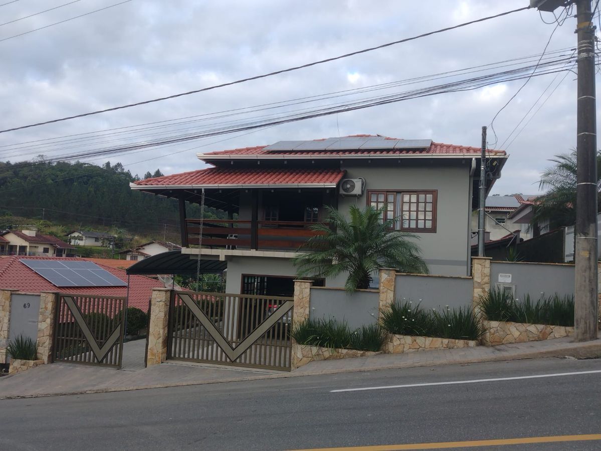 Casa com 3 quartos, Estrada Nova - Jaraguá do Sul - Casa em Estrada Nova, Jaraguá do Sul - à venda - MAVIC IMÓVEIS