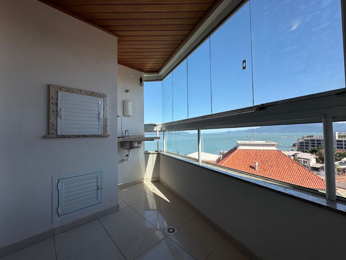Apartamento a venda em Coqueiros: 118 m², 3 dormitórios, sendo 1 suite com vista permanente para o mar. Coqueiros - Florianópolis - Apartamento em Coqueiros, Florianópolis - à venda - Conceito Imóveis