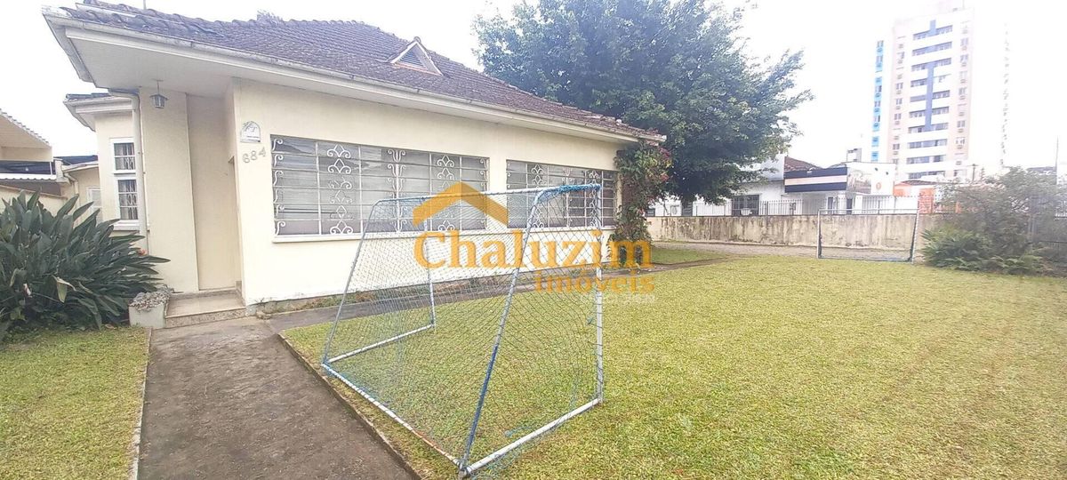 Terreno na Rua São Paulo, em Joinville - Residencial e Comercial em Bucarein, Joinville - à venda - CHALUZIM IMÓVEIS LTDA