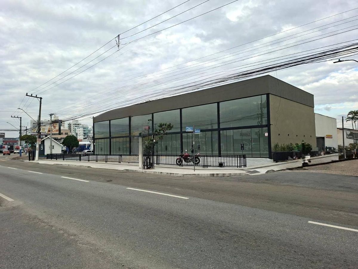 GALPÃO COMERCIAL NO BAIRRO SÃO JOÃO EM ITAJAÍ - Salas Comerciais em São João, Itajaí - para locação - Brava Norte Imóveis