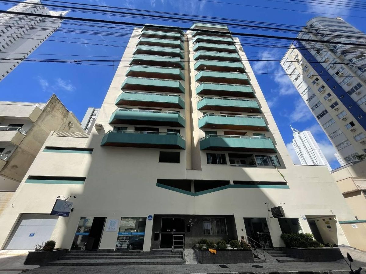 Apartamento com 2 quartos, Centro - Balneário Camboriú