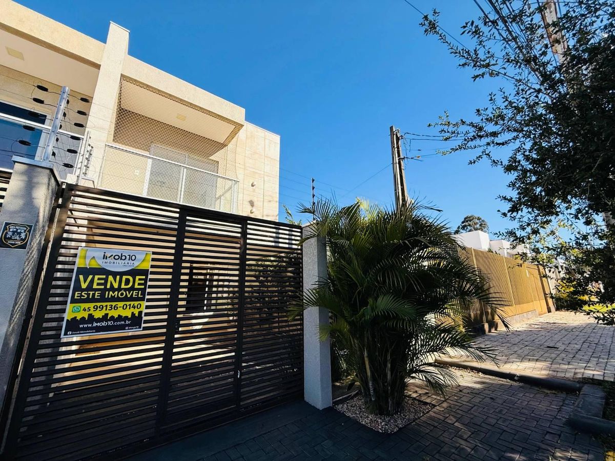 SOBRADO À VENDA COM 3 QUARTOS NO JARDIM LANCASTER FOZ DO IGUAÇU - PR - Sobrado em Jardim Lancaster, Foz do Iguaçu - à venda - Imob10 Imobiliária Ltda