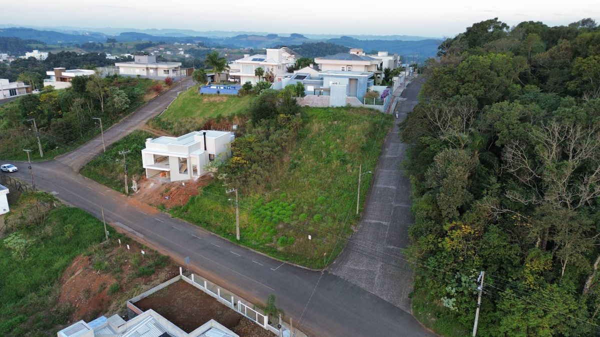 TERRENO MORRO DO MERLO