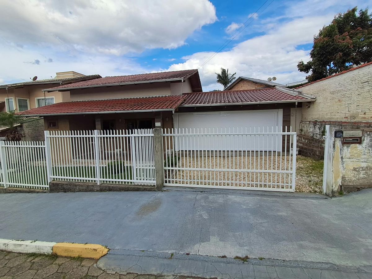 Casa com 3 quartos, Progresso - Rio do Sul - Casa em Progresso, Rio do Sul - à venda - IMOBILIARIA ALTO VALE LTDA