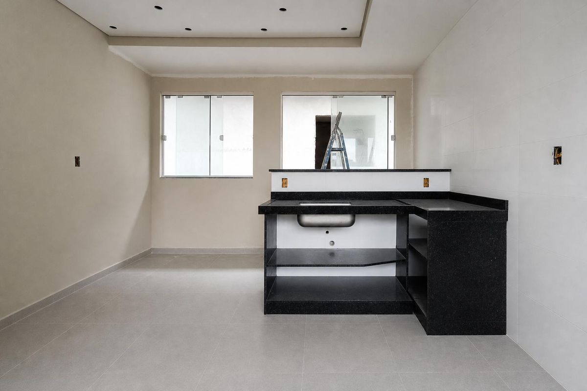 Casa em Alvenaria 02 Quartos Petrópolis - Casa em Petrópolis, Joinville - para locação - IMOBILIARIA BORBA