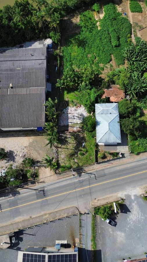 Estilo colonial com telhado cerâmico