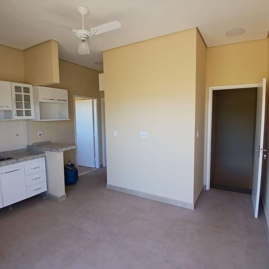 Apartamento para Alugar com 2 Quartos, Varanda e Garagem no Loteamento Villa Jatobá - Avaré - Apartamento em Loteamento Villa Jatobá, Avaré - para locação - CRYSTAL IMÓVEIS