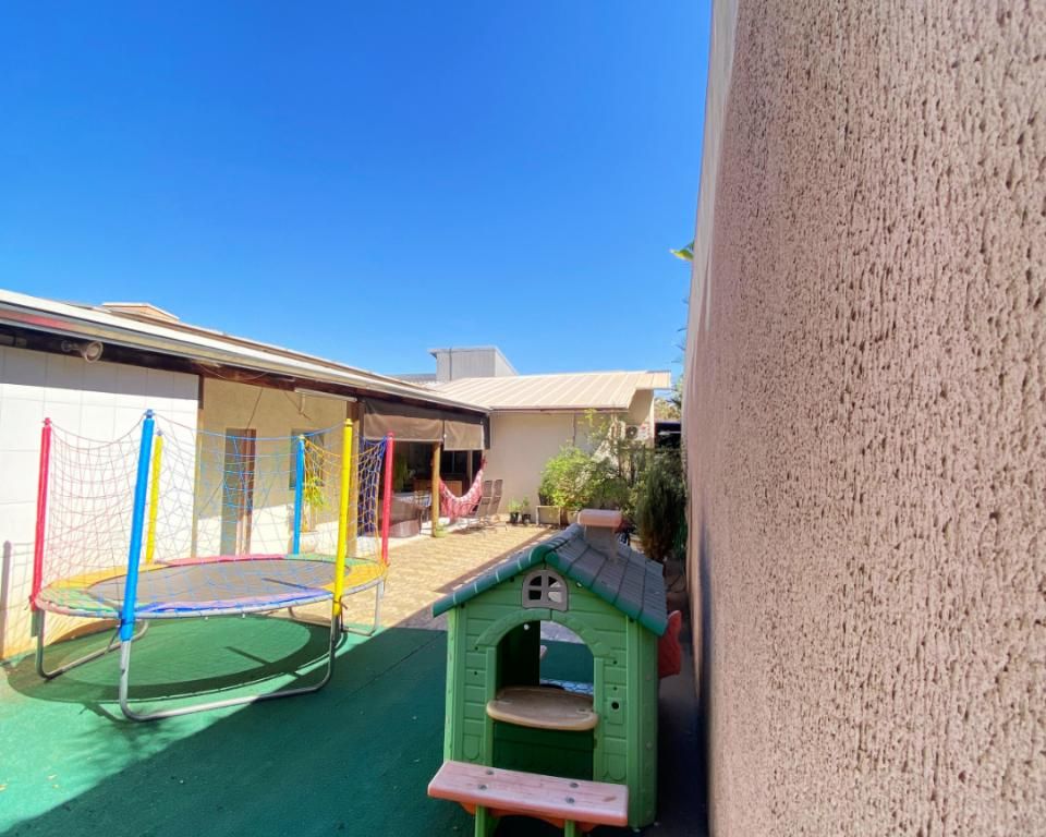 Venda | Casa Térrea 3 Quartos/1 Suíte