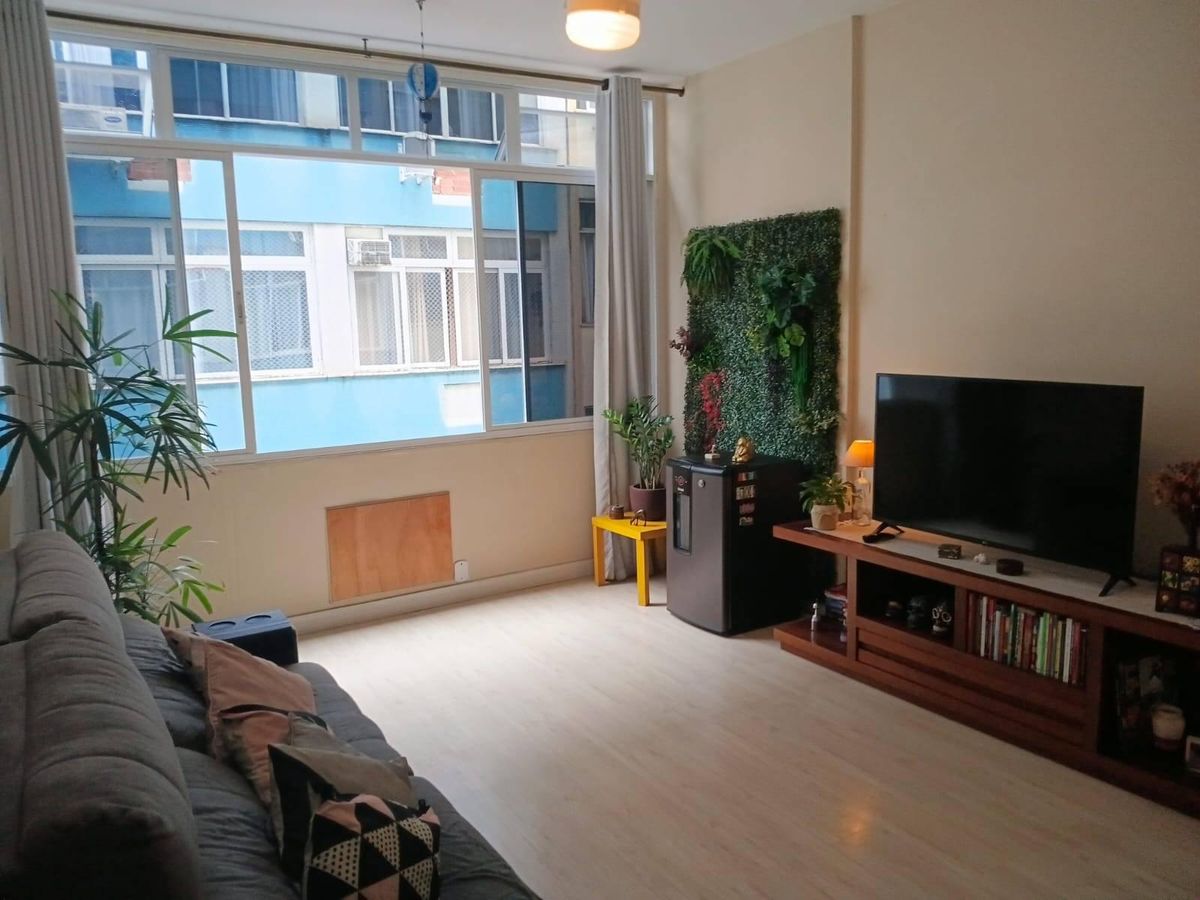 Apartamento à venda, Rua Carlos de Vasconcelos. 2 quartos, dependências, porteiro 24 horas e próximo ao metrô. Código 25148 - Apartamento em Tijuca, Rio de Janeiro - à venda - MIGUEZ IMOBILIÁRIA