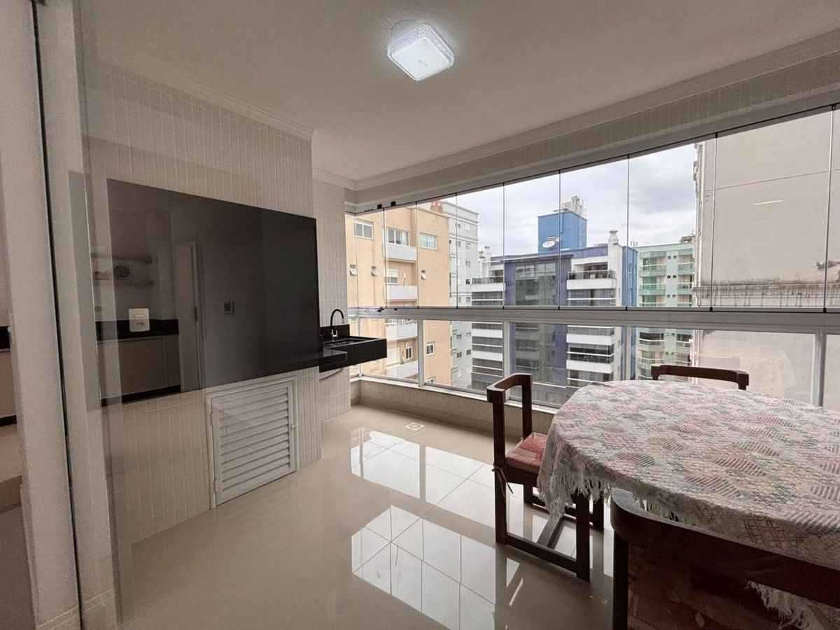 APARTAMENTO DE ALTO PADRÃO - ITAPEMA/SC - Apartamento em Meia Praia, Itapema - para temporada - Fernando Carvalho - Corretor de Imóveis