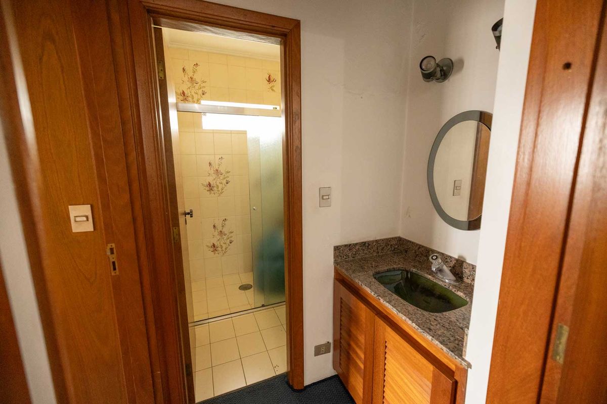Casa, 4 quartos, 370 m² - Foto 28