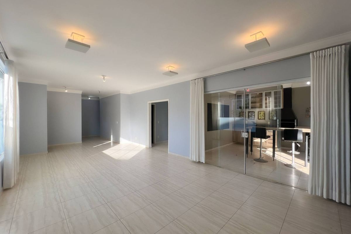 Casa de Condomínio com 3 quartos, Pinheiro - Valinhos, foto 2