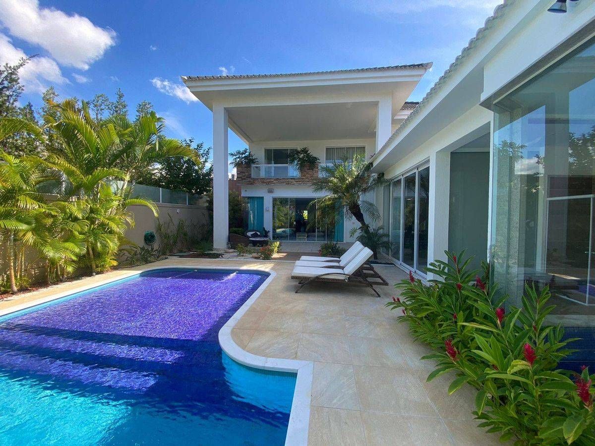 Casa com 6 Suítes a Venda no Condomínio Quintas do Rio - Casa de Condomínio em Barra da Tijuca, Rio de Janeiro - à venda e para locação - Ativa Imobiliária LTDA