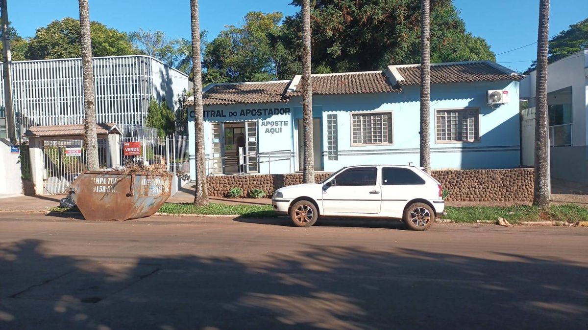 Casa e comercial ao lado ACI - Comercial - à venda - IMOBILIÁRIA SOLUÇÃO IMÓVEIS IJUÍ