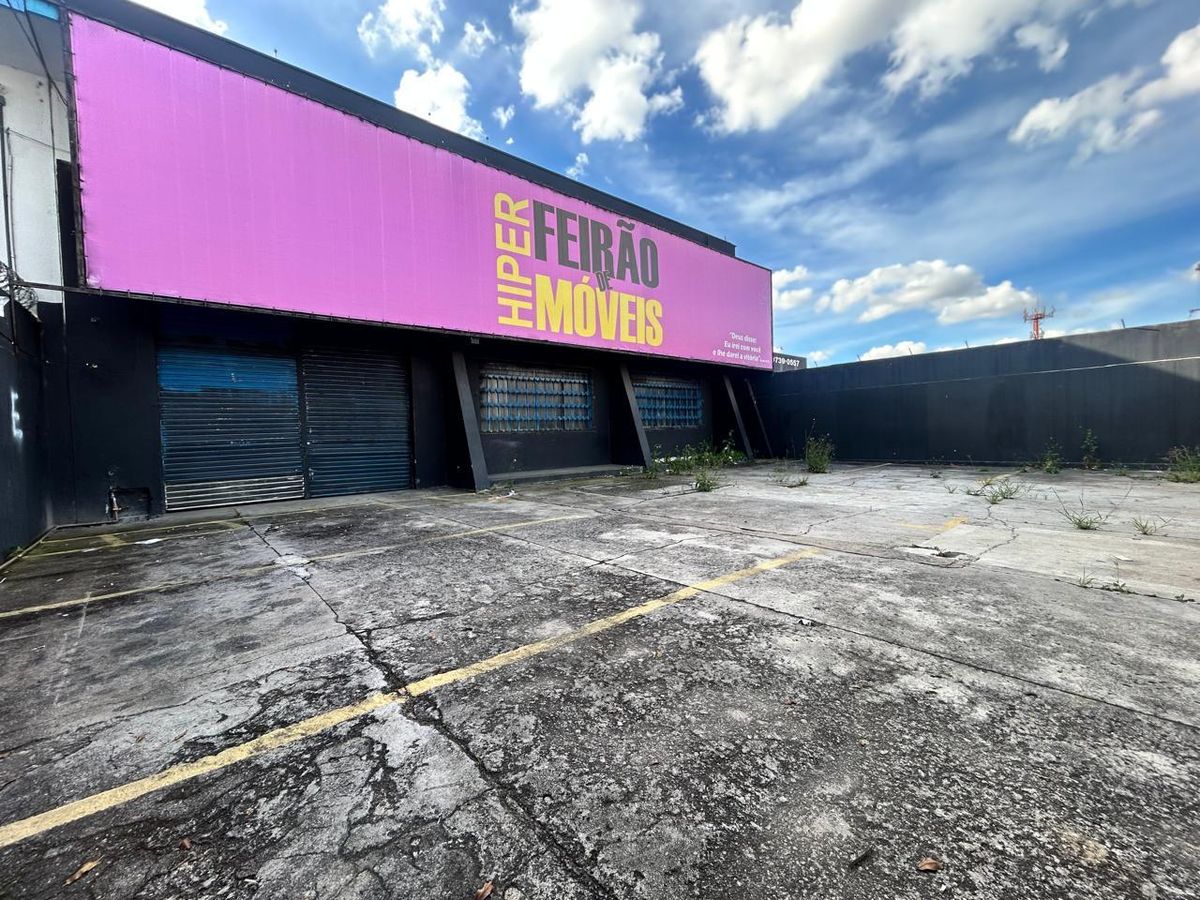 Barracão, Aluguel de R$ 12.000,00 + Taxas - Boqueirão, Curitiba (Pr) - Galpão em Boqueirão, Curitiba - para locação - EMG&J Assessoria Imobiliária Ltda