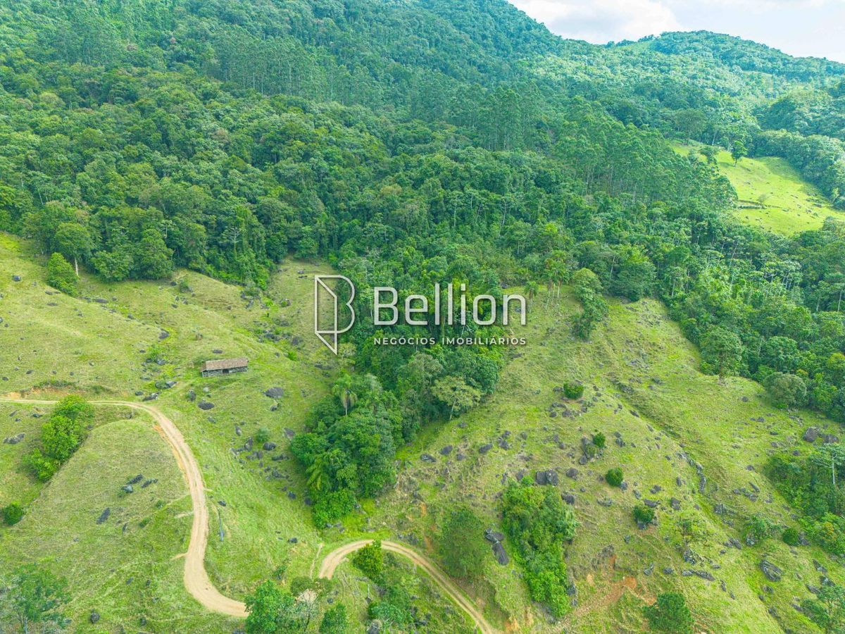 Sítio com 270.000m² no Bairro Tiroleses, Timbó