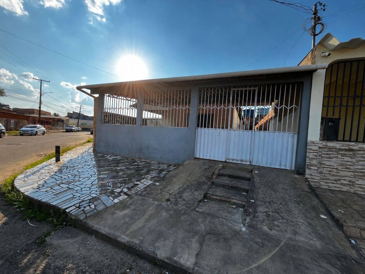 Casa com 3 quartos no Adalberto Sena