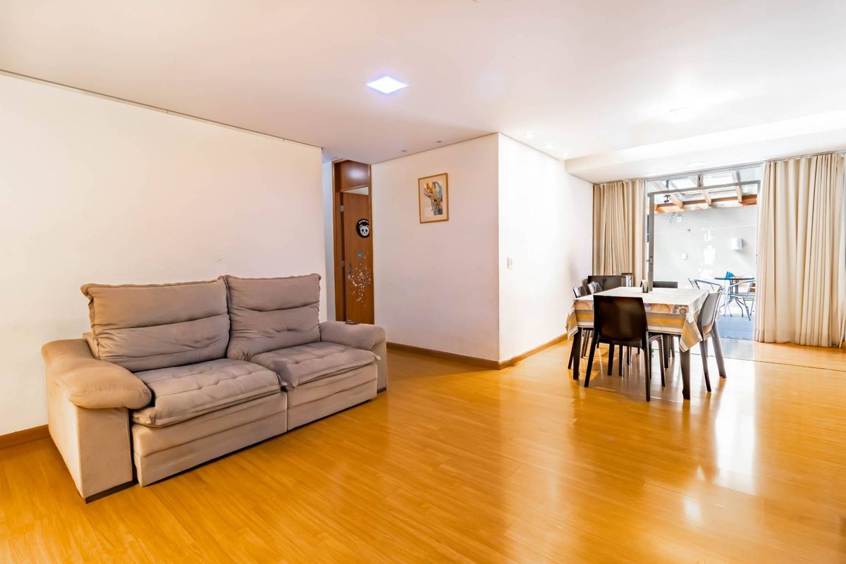 Área Privativa com 4 quartos à Venda, Buritis - Belo Horizonte - Área Privativa em Buritis, Belo Horizonte - à venda - Silvio Ximenes Imobiliária