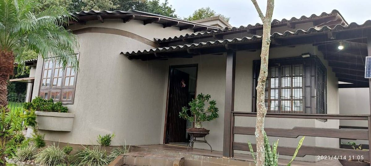 Casa com 3 quartos, Centro - Boa Vista do Buricá