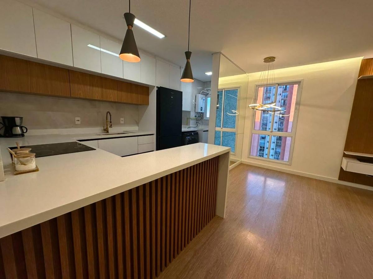 Contemporâneo.