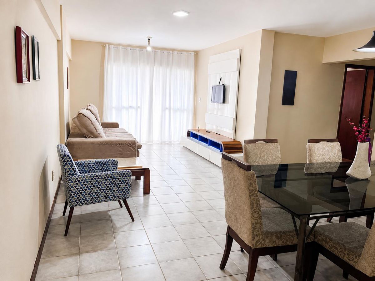 APARTAMENTO 3 DORMITÓRIOS, SENDO 1 SUÍTE MAIS DEPENDÊNDIA DE EMPREGADA, GARAGEM PRIVATIVA - Apartamento Quadra Mar em Centro, Balneário Camboriú - à venda - CRISTINA DA SPEROTTO IMOBILIÁRIA LTDA