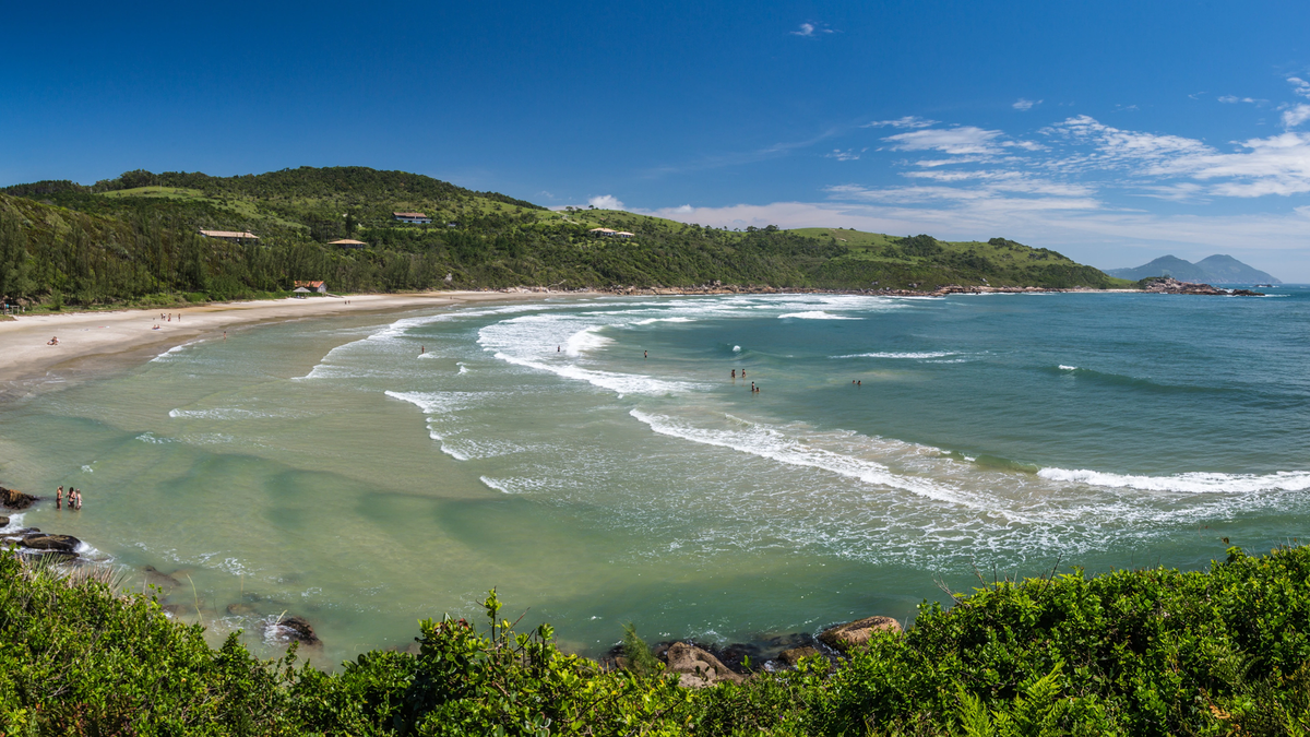 <h2>Calhau</h2><h4>Natureza, esportes e qualidade de vida.</h4>