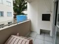 Apartamento a venda com 2 dormitórios com sacada e churrasqueira, 58m², no Balneário do Estreito