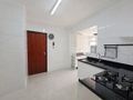 Apartamento Reformado com 4 Dormitórios (01 Suíte) para Locação em Coqueiros – 125 m² | Próximo ao Centro e Orla Gastronômica