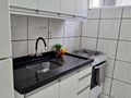 Apartamento Totalmente mobiliado à venda em Coqueiros | 1 dormitório, vaga coberta e pronto para morar