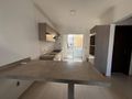 Apartamento semimobiliado no bairro Santa Regina