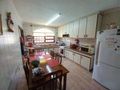 Casa a venda com 5 quartos, metragem de 242,78 m², Piscina, R$1.500.000