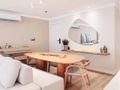 Apartamento a venda Finamente Mobiliado com 2 Quartos, 2 Suítes , 79m², a 120m da Praia dos Ingleses, Florianopolis
