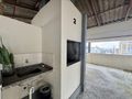 Apartamento para Locação em Coqueiros | Reformado, 2 dormitórios e a poucos passos do Parque de Coqueiros e do Centro