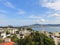 Apartamento com Vista para o Mar e bem próximo ao Parque de Coqueiro | 2 Dormitórios, Sol da Manhã e 1 Vaga - Coqueiros, Florianópolis/SC - Apartamento em Coqueiros, Florianópolis - para locação - Conceito Imóveis