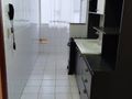 Apartamento à venda na Praia Comprida | 2 dormitórios, sacada e localização estratégica em São José