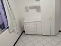 Apartamento à venda na Praia Comprida | 2 dormitórios, sacada e localização estratégica em São José