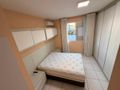 Apartamento a venda com 3 dormitórios (1 suíte), 122m² de área total e MOBILADO, no bairro Balneário do Estreito